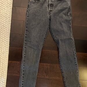 Levi's Women's Dark Gray Straight Leg Jeans